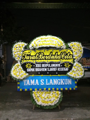 Papan Bunga Duka di Tampahan
